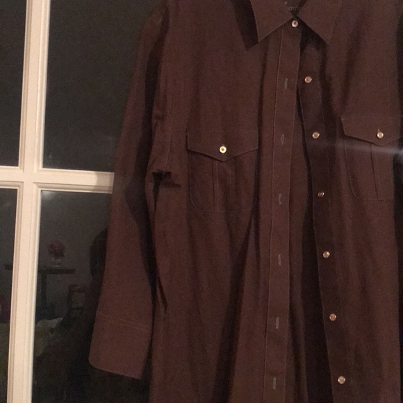Brown button down shirt - Picture 3 of 5